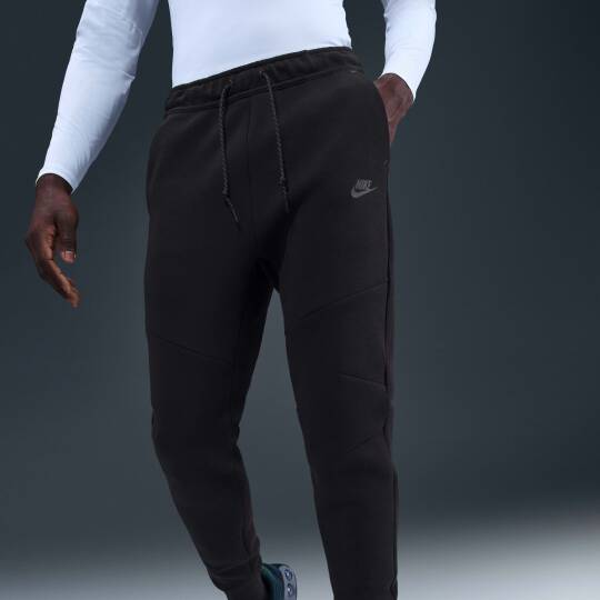Tech Fleece Eşofman Altı Siyah - 5